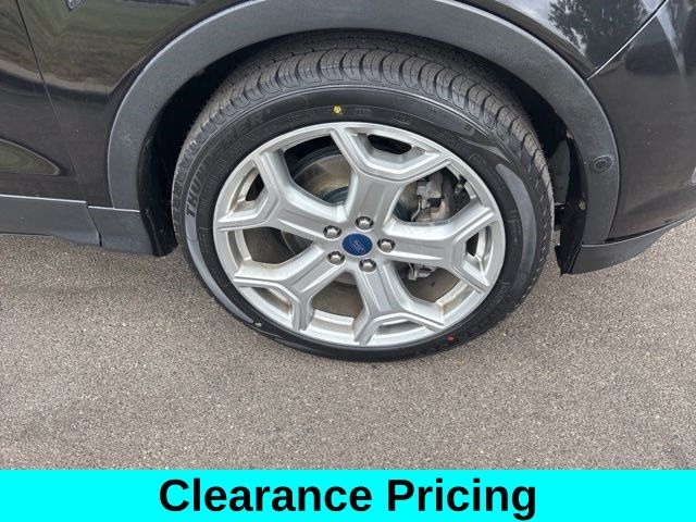 Ford Escape Titanium 4WD 2019