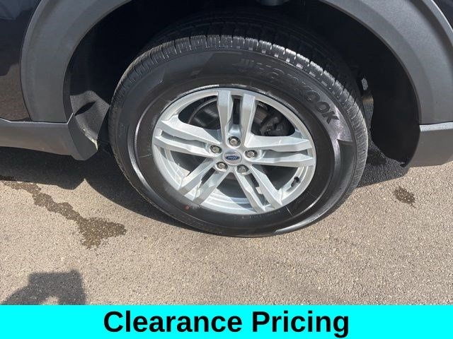 Ford Explorer XLT 4WD 2023