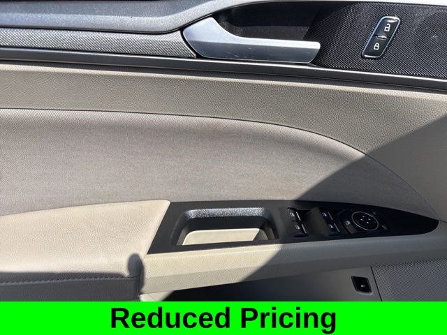 Ford Fusion Hybrid SE 2018