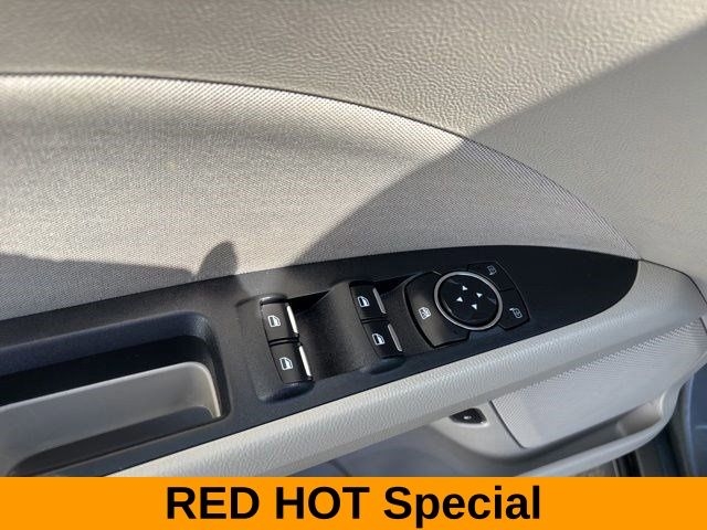 Ford Fusion Hybrid SE 2018