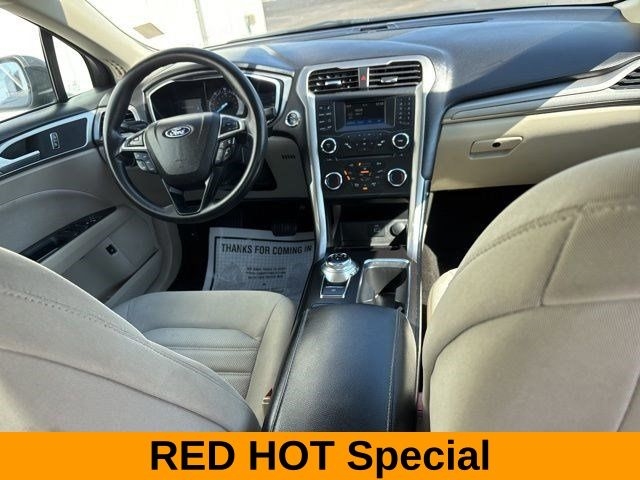 Ford Fusion Hybrid SE 2018