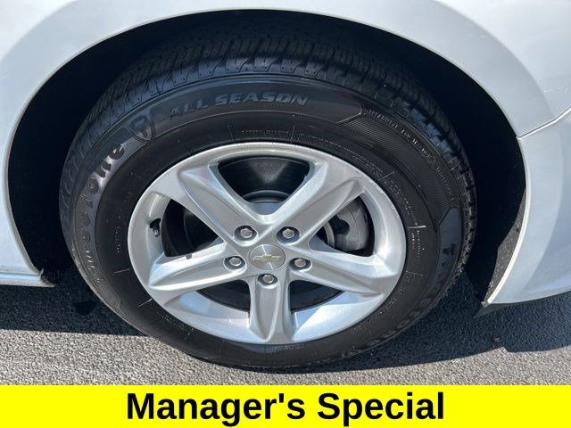 Chevrolet Malibu  2020