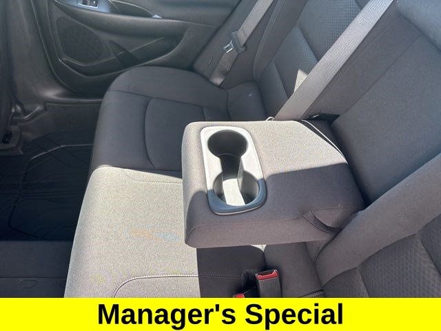 Chevrolet Malibu  2023