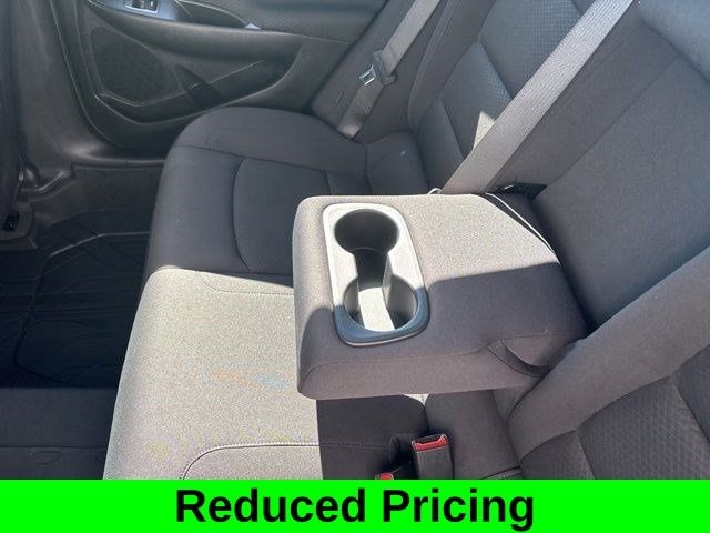 Chevrolet Malibu  2023