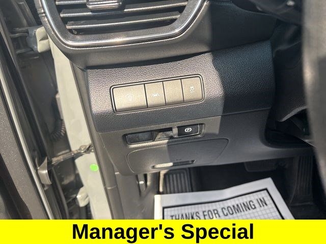 Hyundai Santa Fe SE 2021