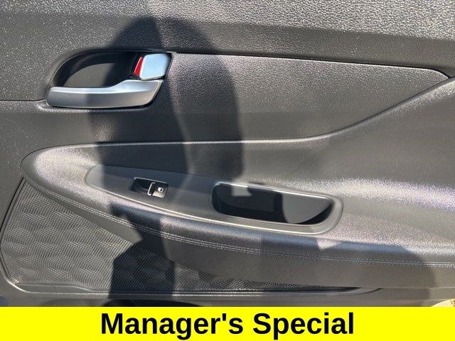 Hyundai Santa Fe SE 2021