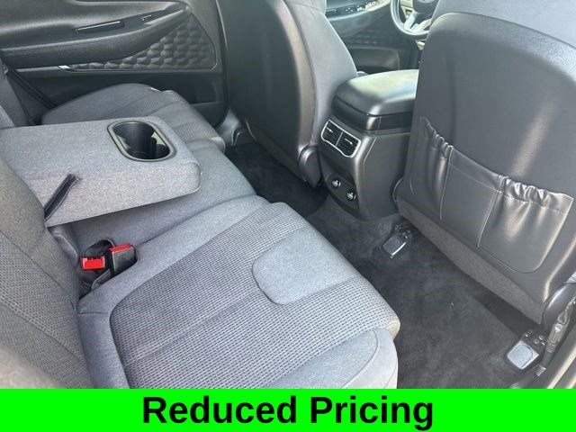 Hyundai Santa Fe SE 2021