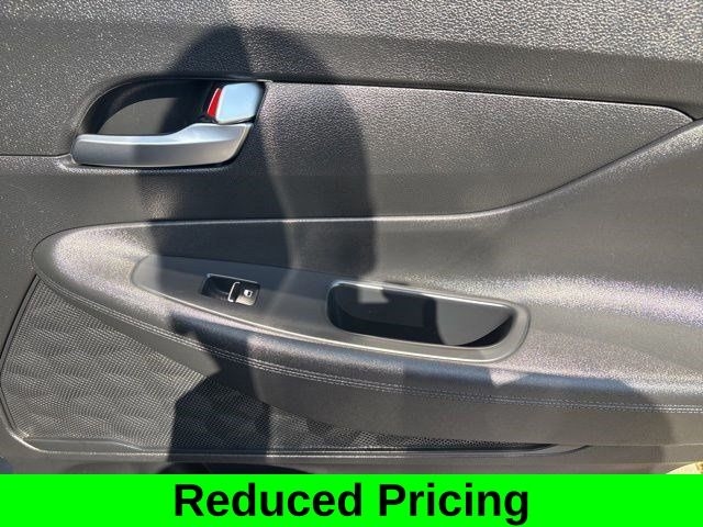 Hyundai Santa Fe SE 2021