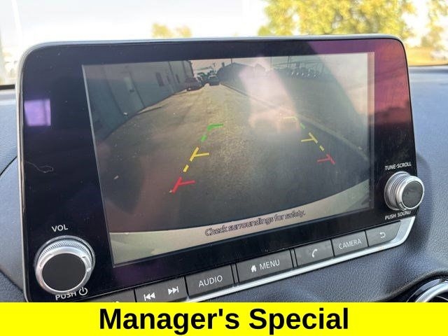 Nissan Sentra SV 2022