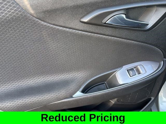 Chevrolet Malibu  2023