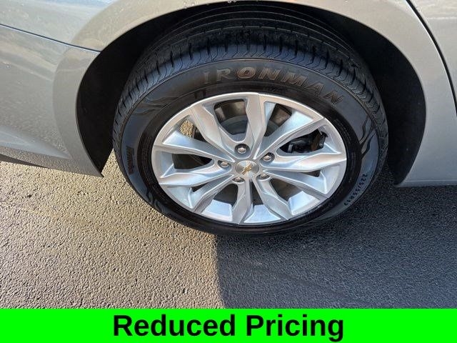 Chevrolet Malibu  2023