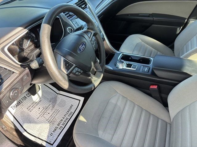 Ford Fusion Hybrid S 2018