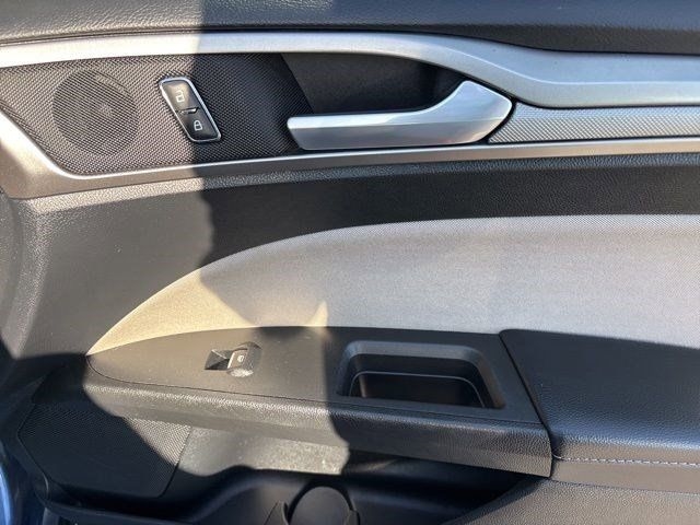 Ford Fusion Hybrid S 2018