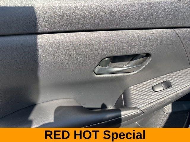 Nissan Sentra SV 2024