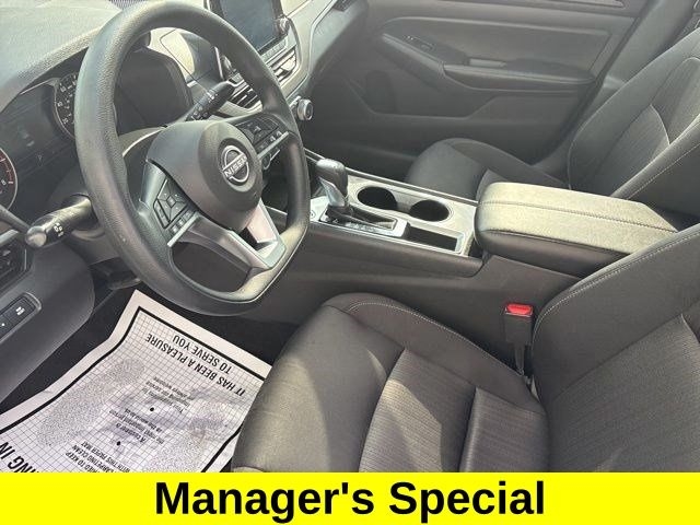 Nissan Altima 2.5 SV 2024