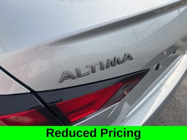 Nissan Altima 2.5 SV 2024