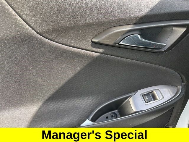 Chevrolet Malibu  2023