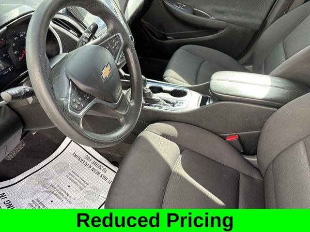 Chevrolet Malibu  2023