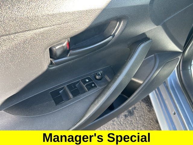 Toyota Corolla LE 2022