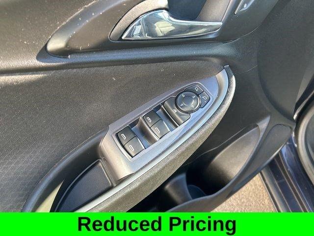 Chevrolet Malibu  2023