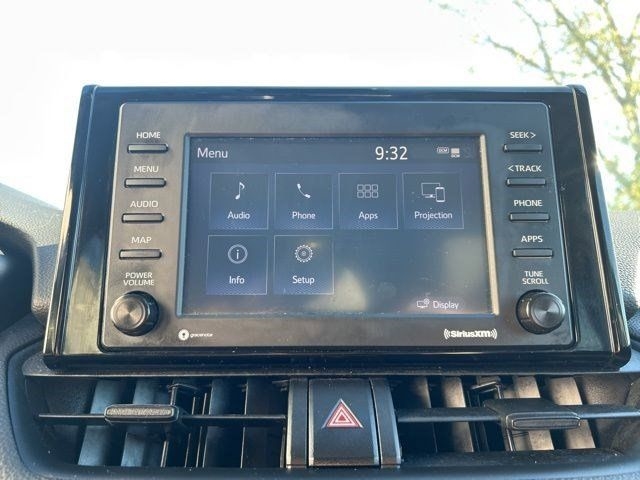 Toyota RAV4 XLE AWD 2022