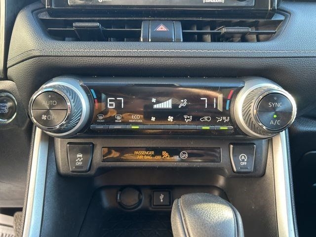 Toyota RAV4 XLE AWD 2022