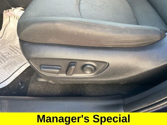 Toyota RAV4 XLE AWD 2022