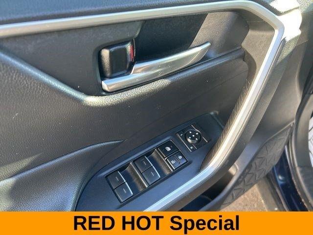 Toyota RAV4 XLE AWD 2022