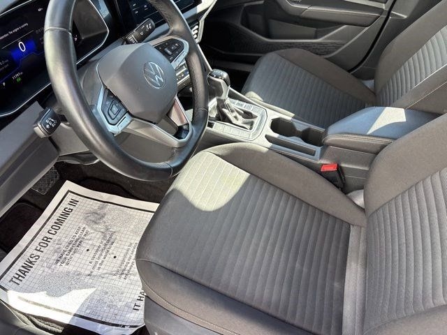 Volkswagen Jetta  2025