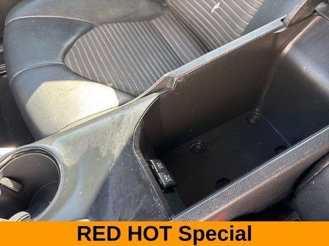 Toyota Camry SE 2020