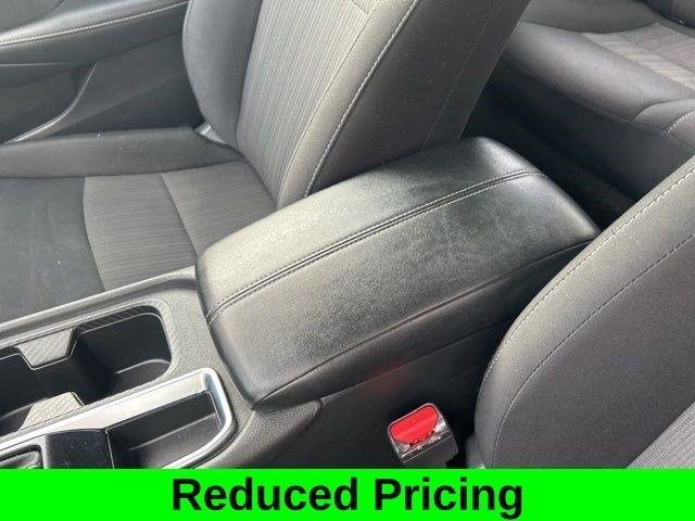 Nissan Sentra SV 2024