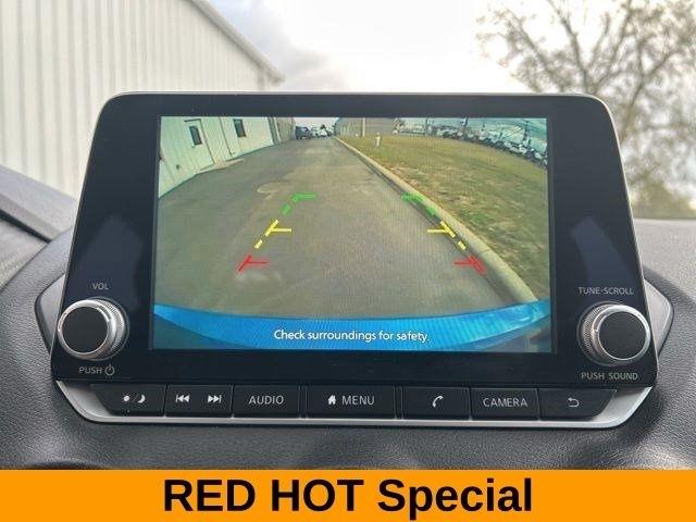 Nissan Sentra SV 2024