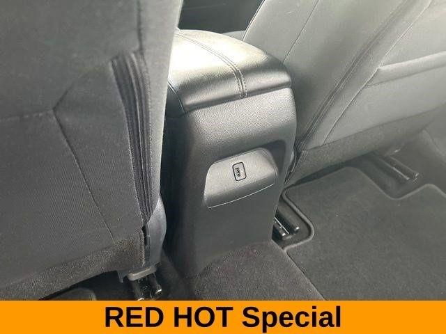 Nissan Sentra SV 2024