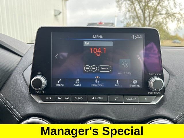 Nissan Sentra SV 2024