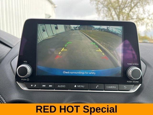 Nissan Sentra SV 2024