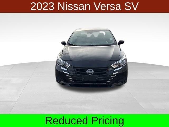 Nissan Versa  2023