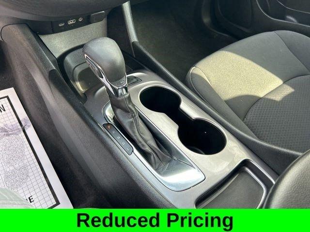 Chevrolet Malibu  2021