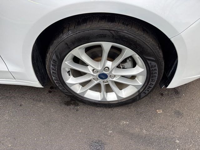 Ford Fusion Hybrid SE 2019