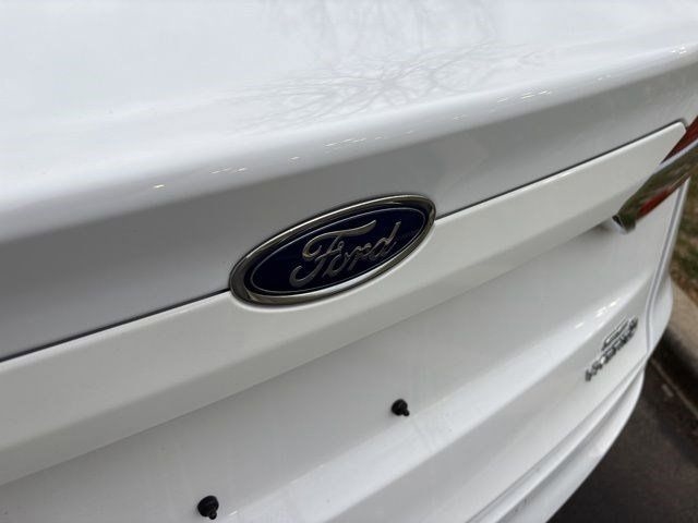 Ford Fusion Hybrid SE 2019