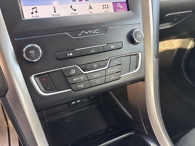 Ford Fusion Hybrid SE 2019 Ford Fusion Hybrid SE 2019