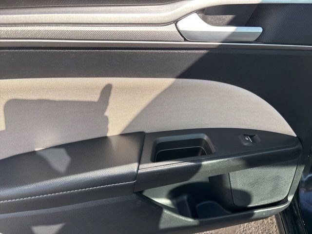 Ford Fusion Hybrid S 2018