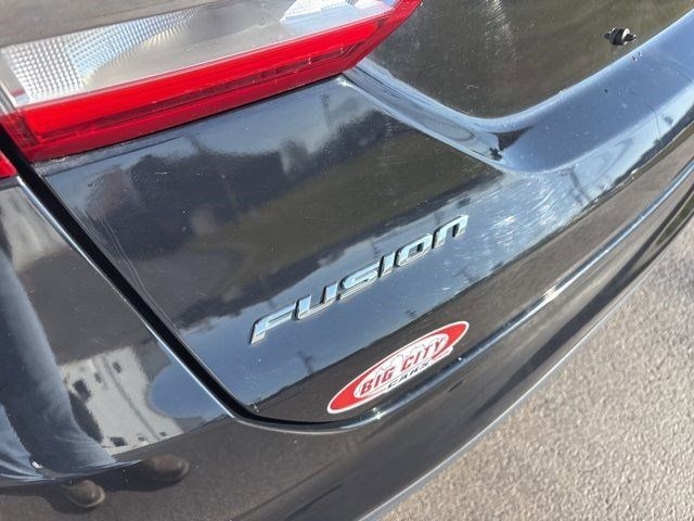 Ford Fusion Hybrid S 2018