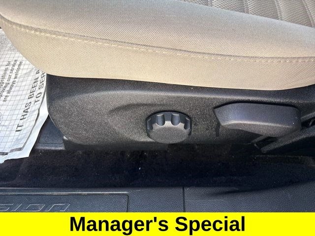 Ford Fusion Hybrid S 2018