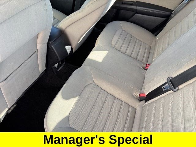 Ford Fusion Hybrid S 2018