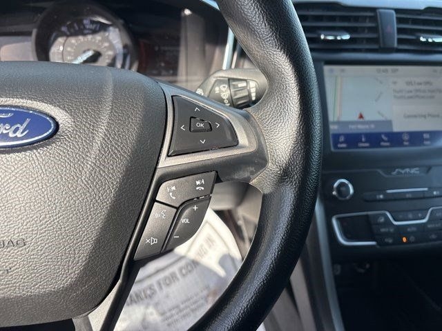 Ford Fusion Hybrid SE 2020