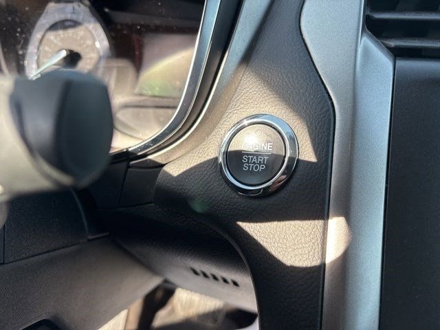 Ford Fusion Hybrid SE 2020