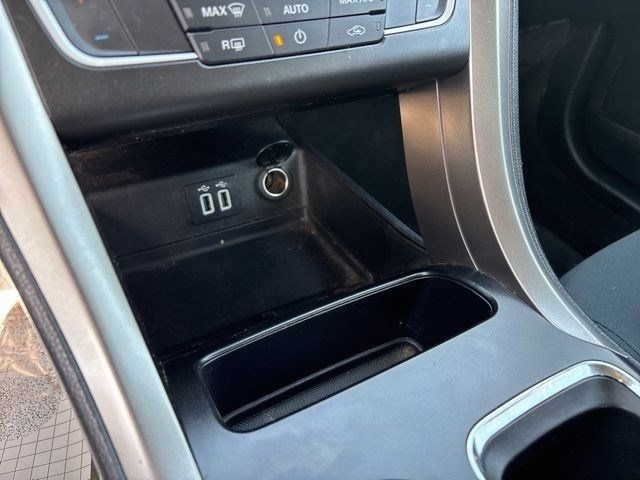 Ford Fusion Hybrid SE 2020