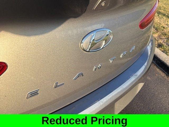 Hyundai Elantra SE 2019