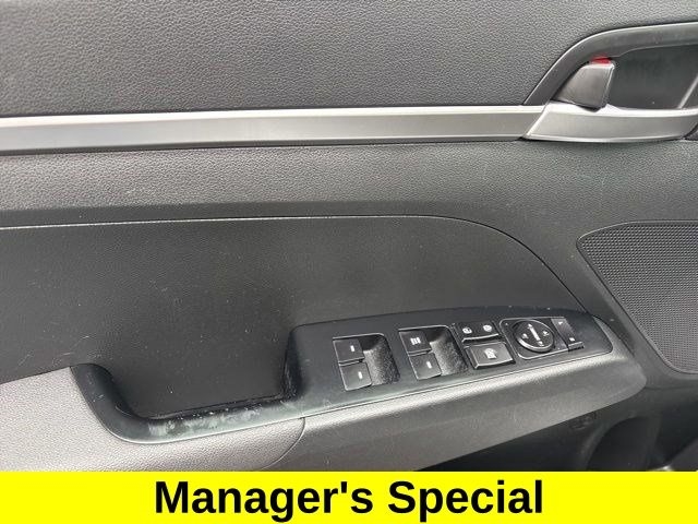 Hyundai Elantra SE 2019