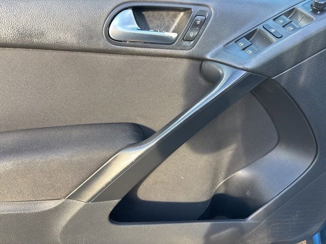 Volkswagen Tiguan Limited  2017